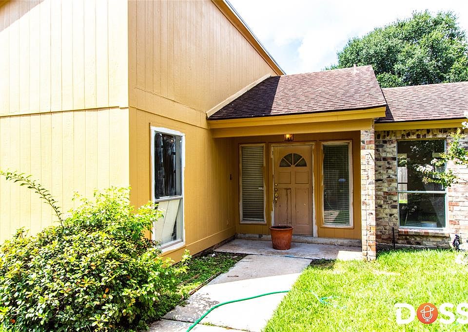 1st image of 3110 Cherry Hills Dr