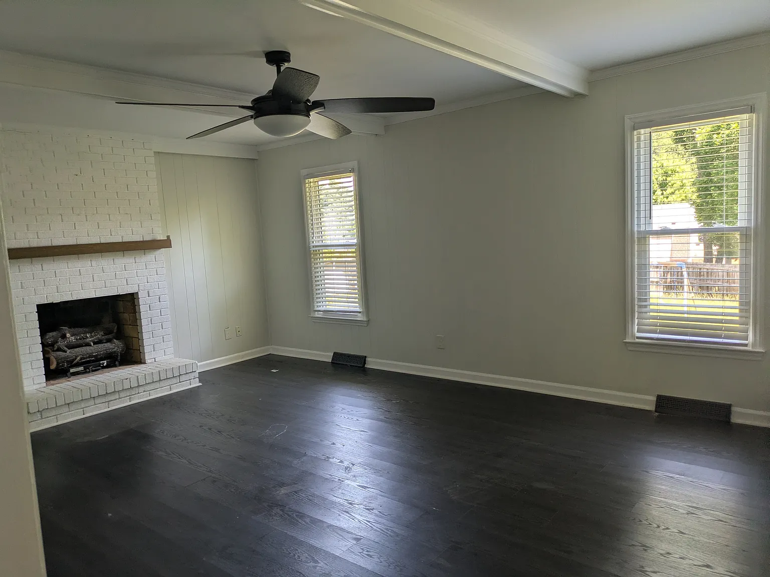 3 bed, 2.5 bath, 1958 sqft, $2,650 — Photo 4