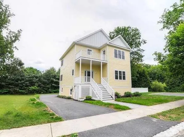 9 BIRD Court, Rhinebeck, NY 12572