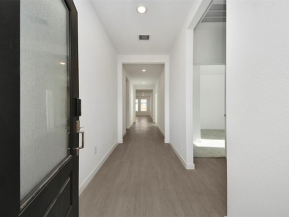 3rd image of 26418 Virginia Wild Rye Ln