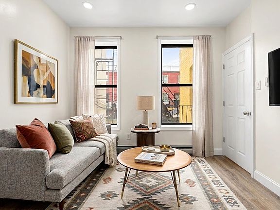 3rd image of 15 N Elliott Pl #2