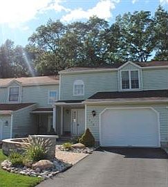 1st image of 528 Elk Cir
