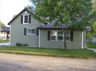 1017 6th Ave, Stevens Point, WI 54481