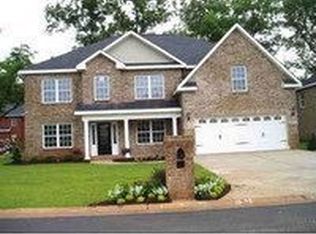 203 Abbotsbury Ln, Warner Robins, GA 31088