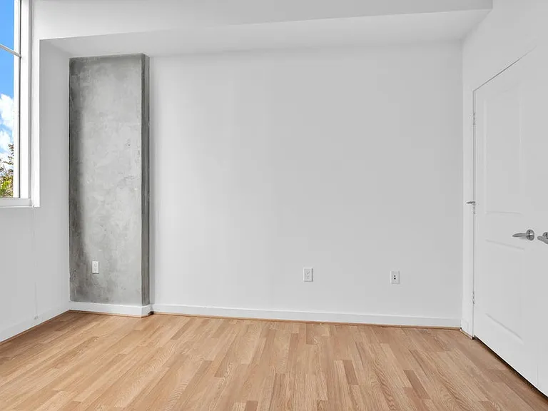 300 S Australian Ave #125 — Photo 21