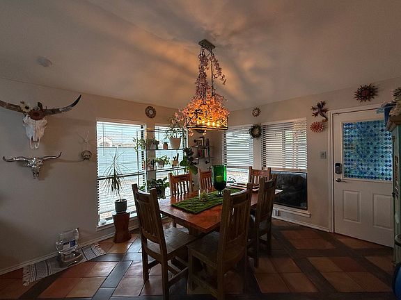 5th image of 5838 Manchester Ln