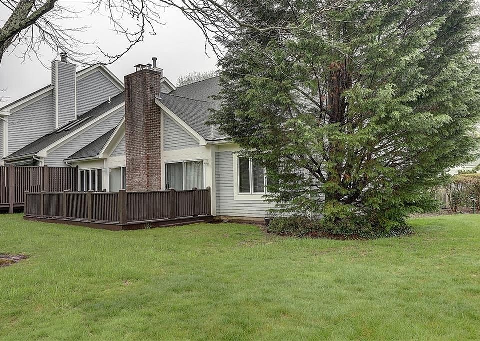 29 Bagy Wrinkle Cv 29, Warren, RI 02885 Zillow