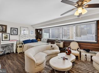 2101-17 Chestnut St #1805, Philadelphia, PA 19103