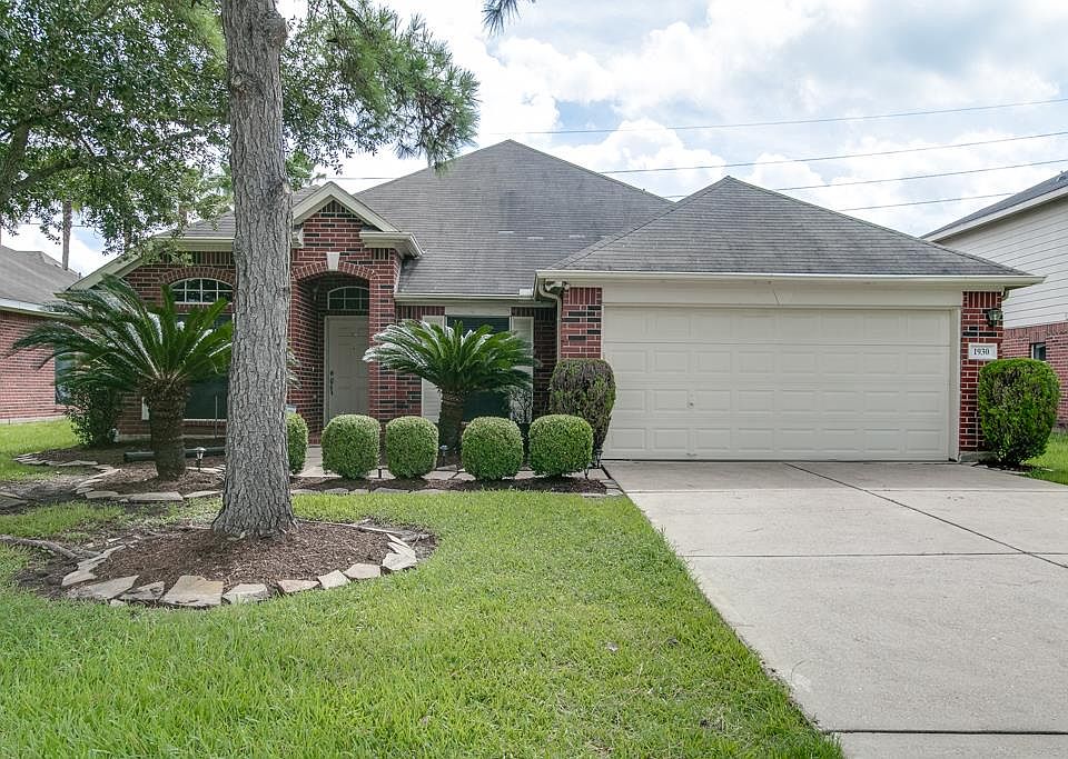 1st image of 1930 Magnolia Crest Ln
