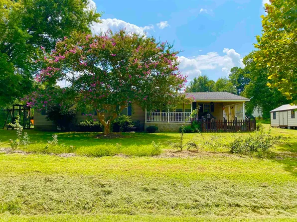 682 Island Ford Rd, Inman, SC 29349