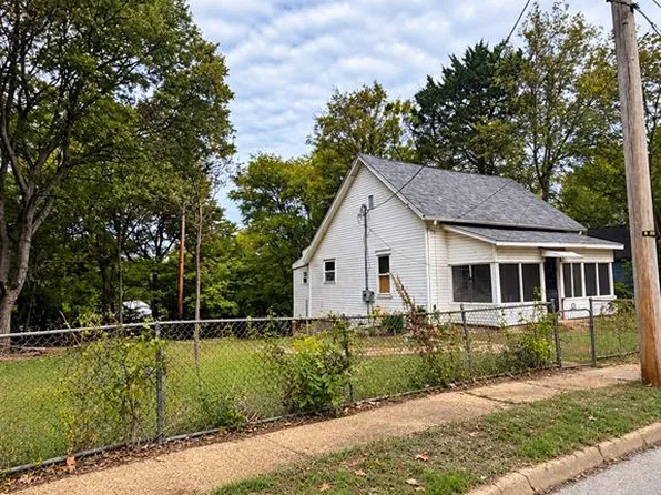 307 Euclid Ave, Poplar Bluff, MO 63901