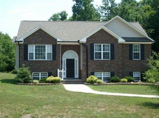 170 Ridge Hill Ct, Lexington, NC 27295