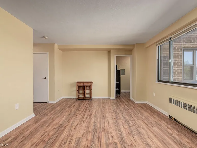11720 Edgewater Dr #310 — Photo 5