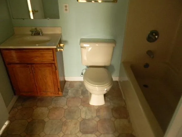 253 Ivanhoe Ln — Photo 5