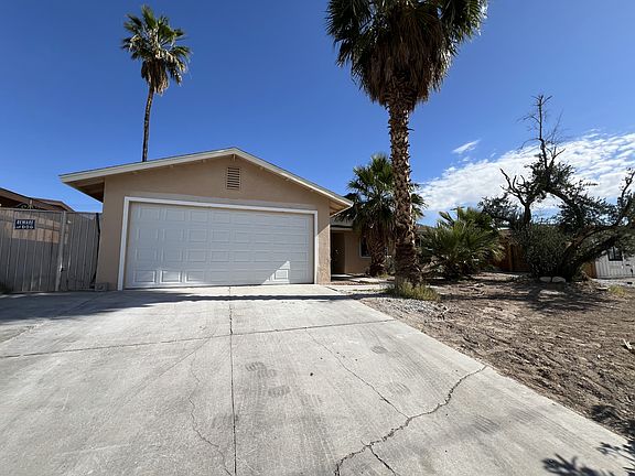 5th image of 3608 W Bonanza Rd
