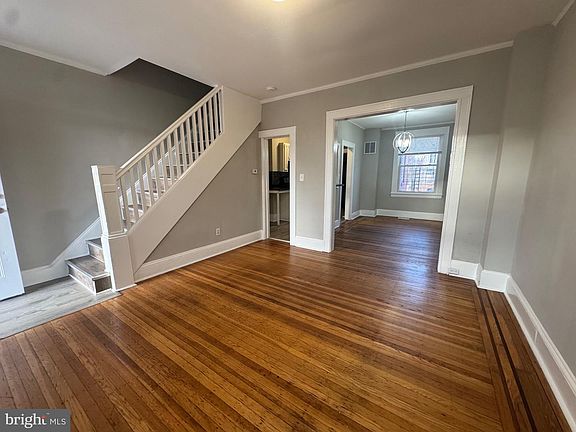 2nd image of 4801 Cordelia Ave