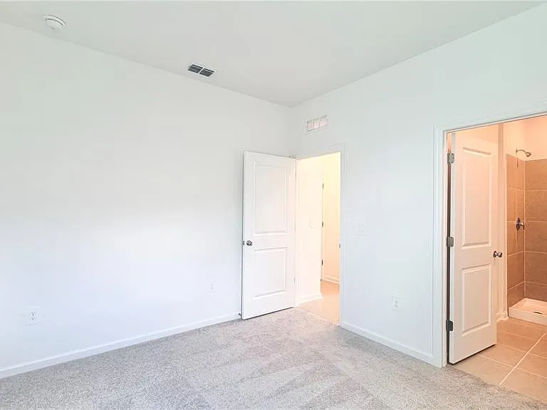 5157 Green Belt Dr #B — Photo 10