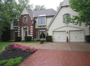 4705 Woodland Dr, Lawrence, KS 66049