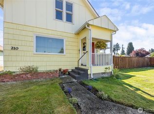 210 Yew St, Centralia, WA 98531