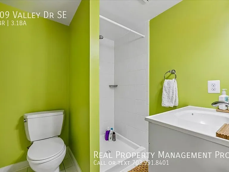 609 Valley Dr SE — Photo 29
