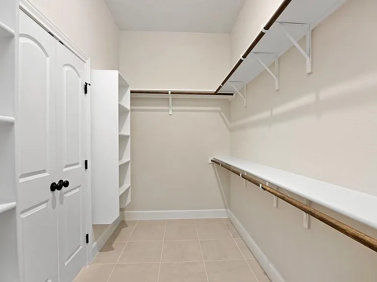 405 Park Cir — Photo 26