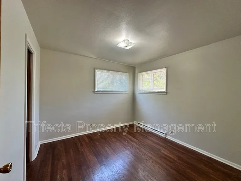 622 Miller Dr — Photo 6