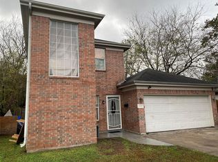 5330 Longmeadow St, Houston, TX 77033