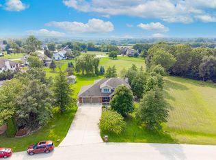 2394 Valley View Dr, Kankakee, IL 60901