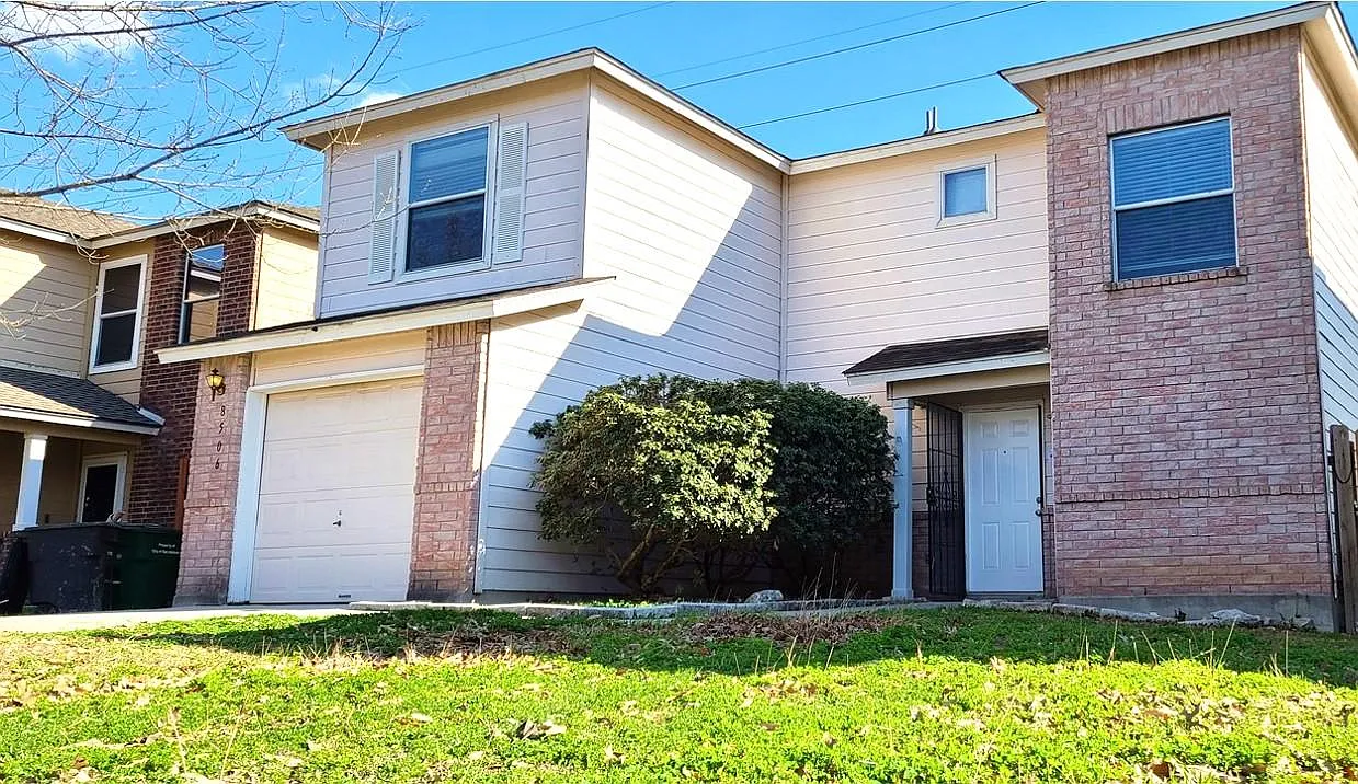 3 bed, 2.5 bath, 1587 sqft, $1,550 — Photo 1