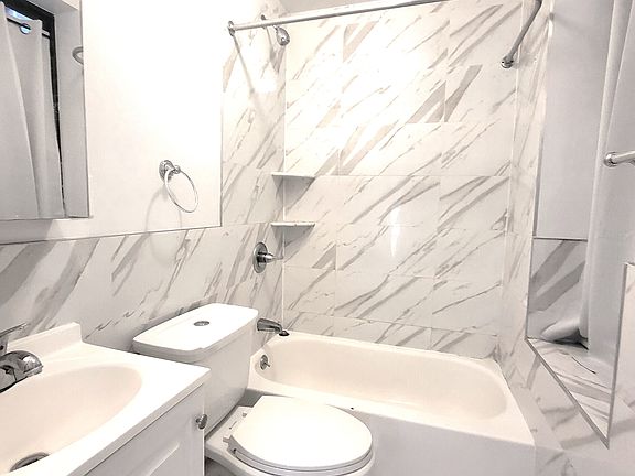 4th image of 3149 Broadway APT 6