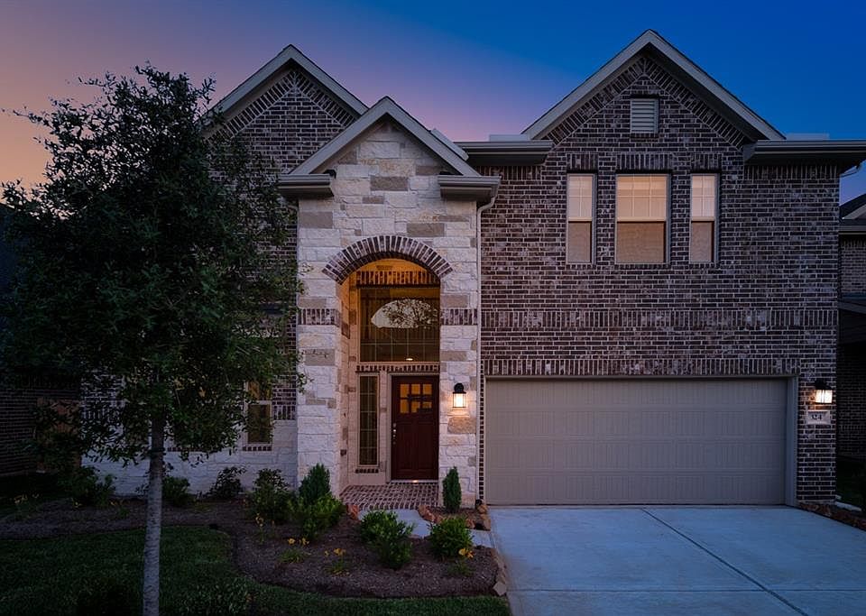 1st image of 324 Capriccio Ln