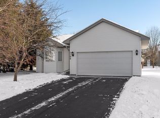 7198 96th St S, Cottage Grove, MN 55016