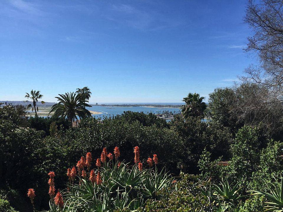 Views over Mission Bay to the Pacific Ocean