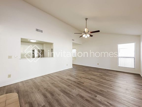 4th image of 7106 W Julie Dr