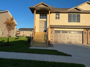 626 Hillside Dr, Tiffin, IA 52340