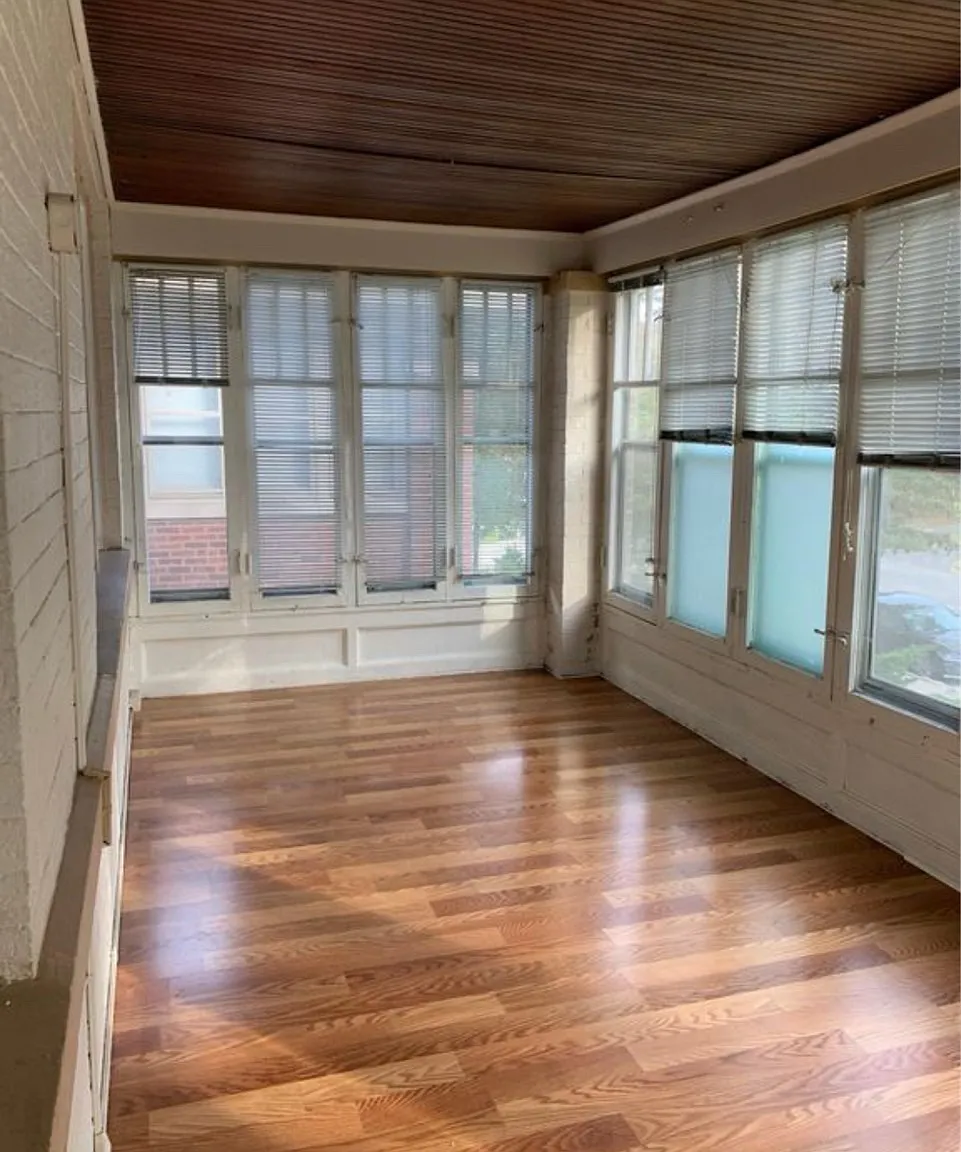 3 bed, 1400 sqft, $2,500 — Photo 2