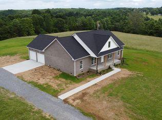 1452 Purtle Rd, Lafayette, TN 37083