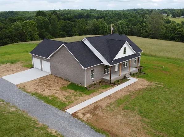 1452 Purtle Rd, Lafayette, TN 37083