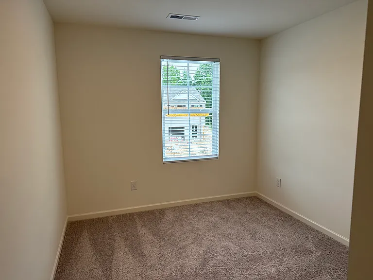 2445 Brookville Dr #B — Photo 16