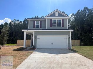 952 Turpentine Trl, Hinesville, GA 31313