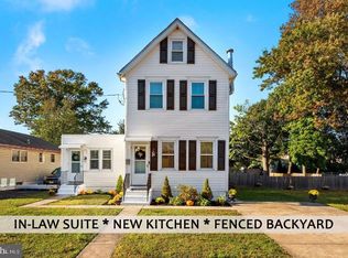 29 W Beechwood Ave, Oaklyn, NJ 08107