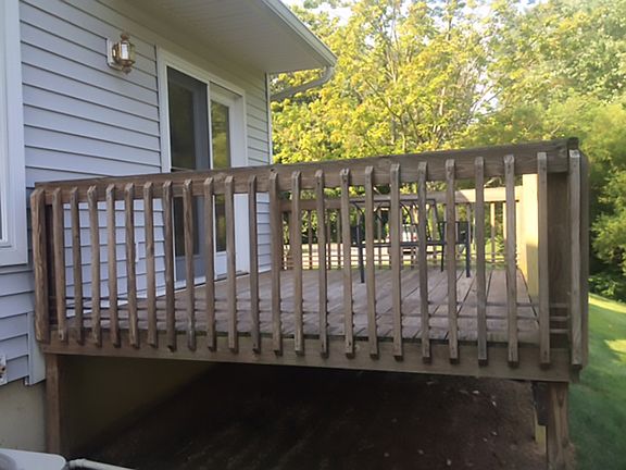 3rd image of 98 E Thomas Ct
