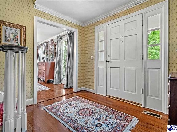 5th image of 912 W Home Ave