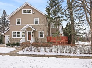 910 Spruce St, Winnetka, IL 60093