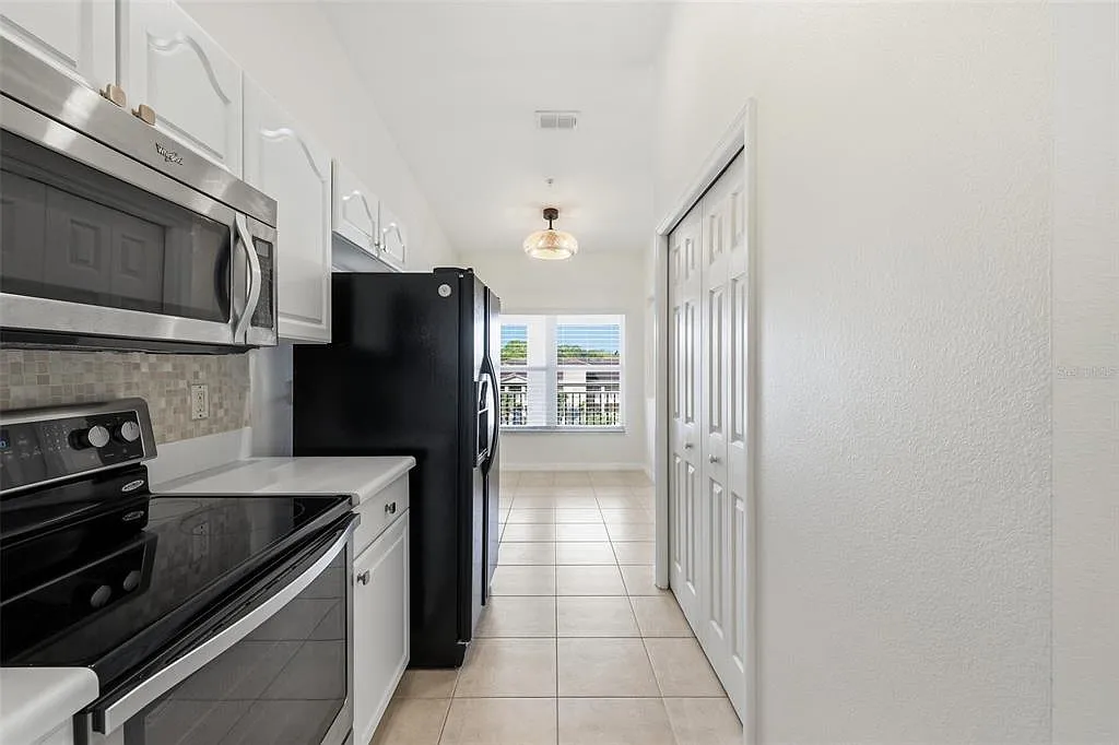 2 bed, 2.0 bath, 1238 sqft, $2,200 — Photo 4