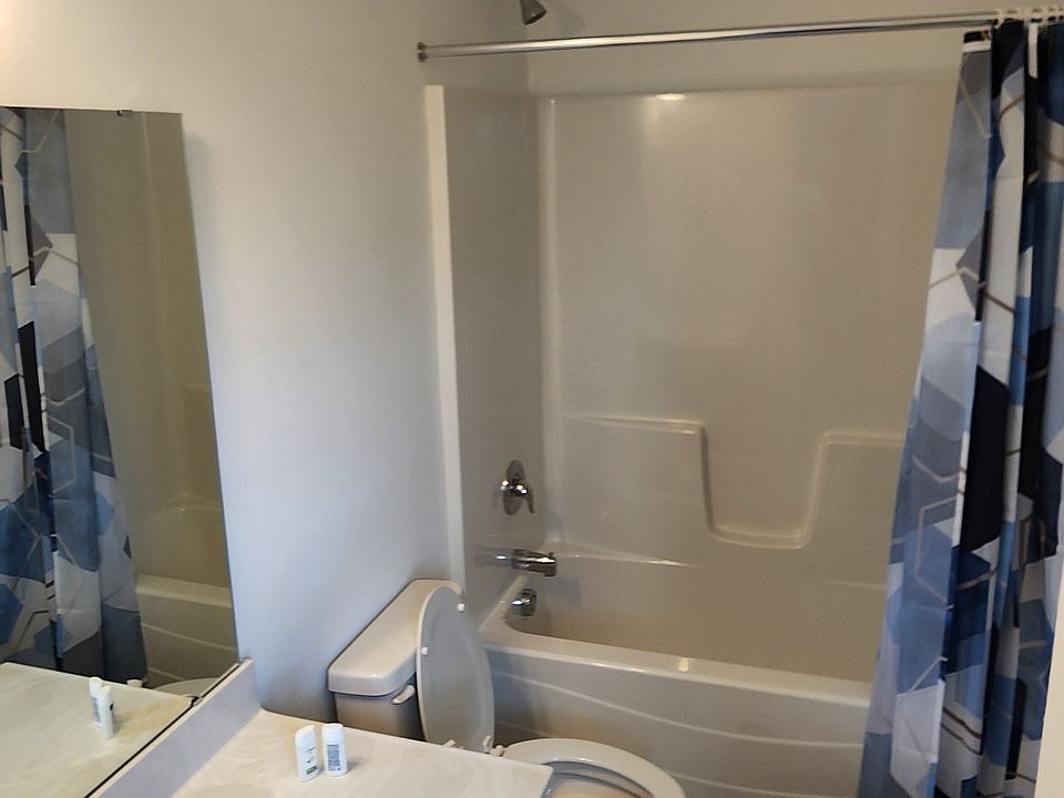 1st image of 3025 Deptford St #2