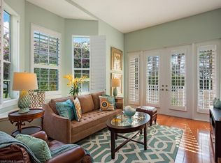449 8th Ave S, Naples, FL 34102