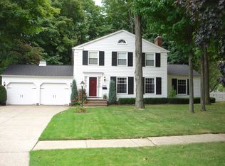 7715 Ridgeway Dr, Mentor, OH 44060