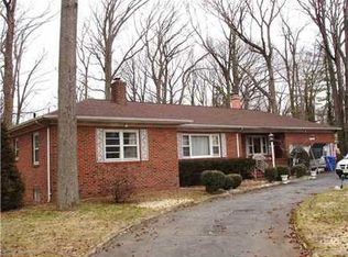 416 New Dover Rd, Colonia, NJ 07067