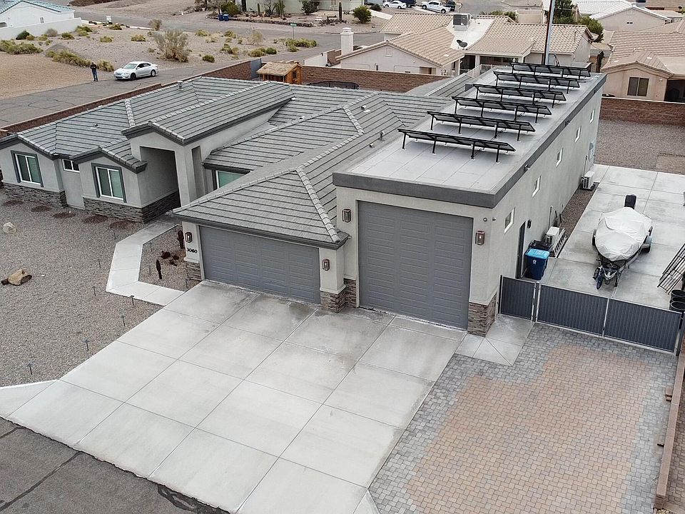 1st image of 3060 Osborn Dr